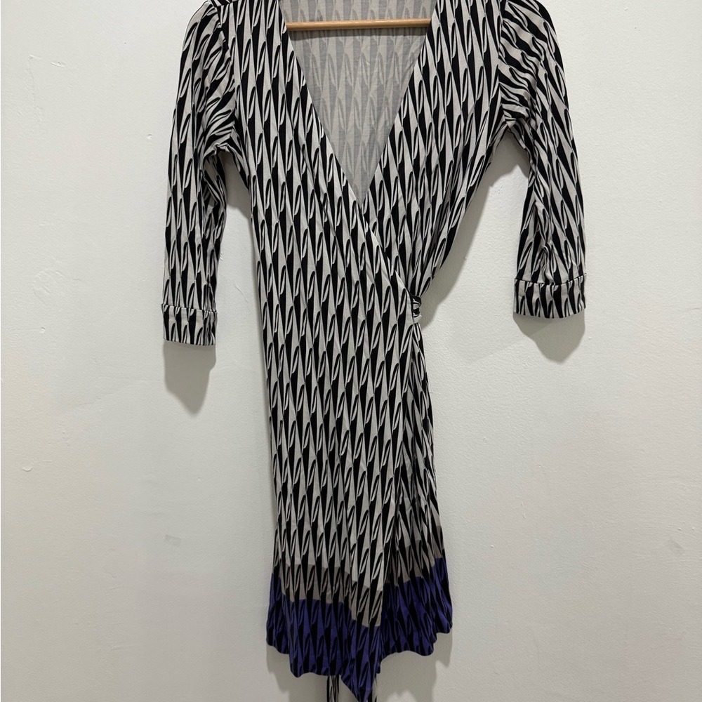 Diane Von Furstenberg Black and White Dress